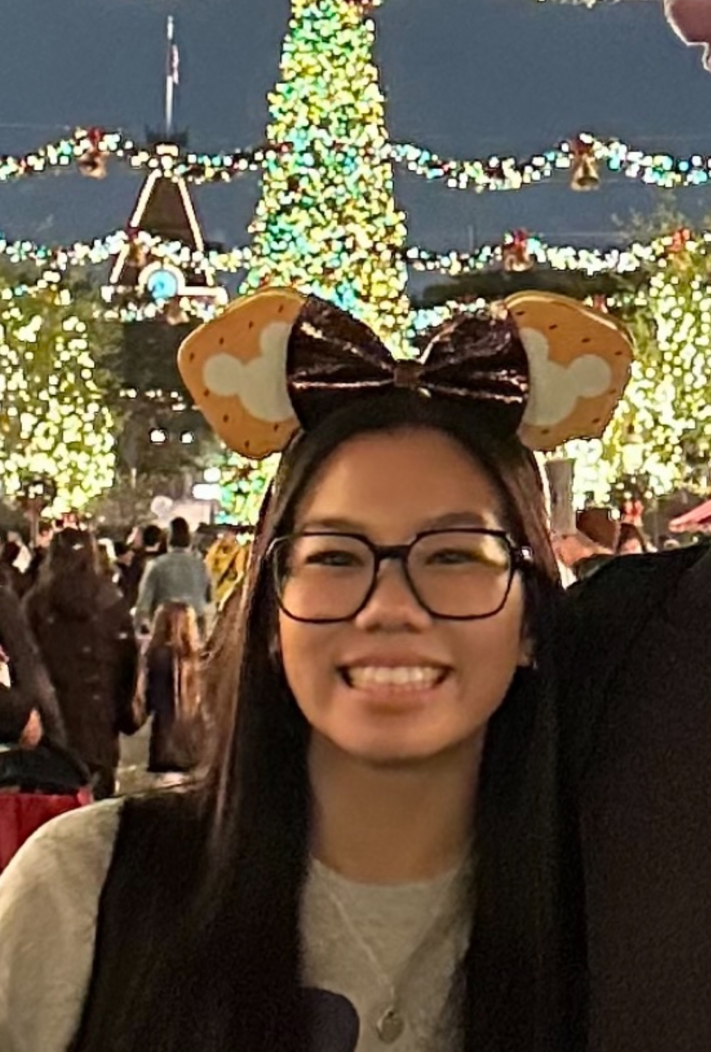 Headshot of Haley Nguyen